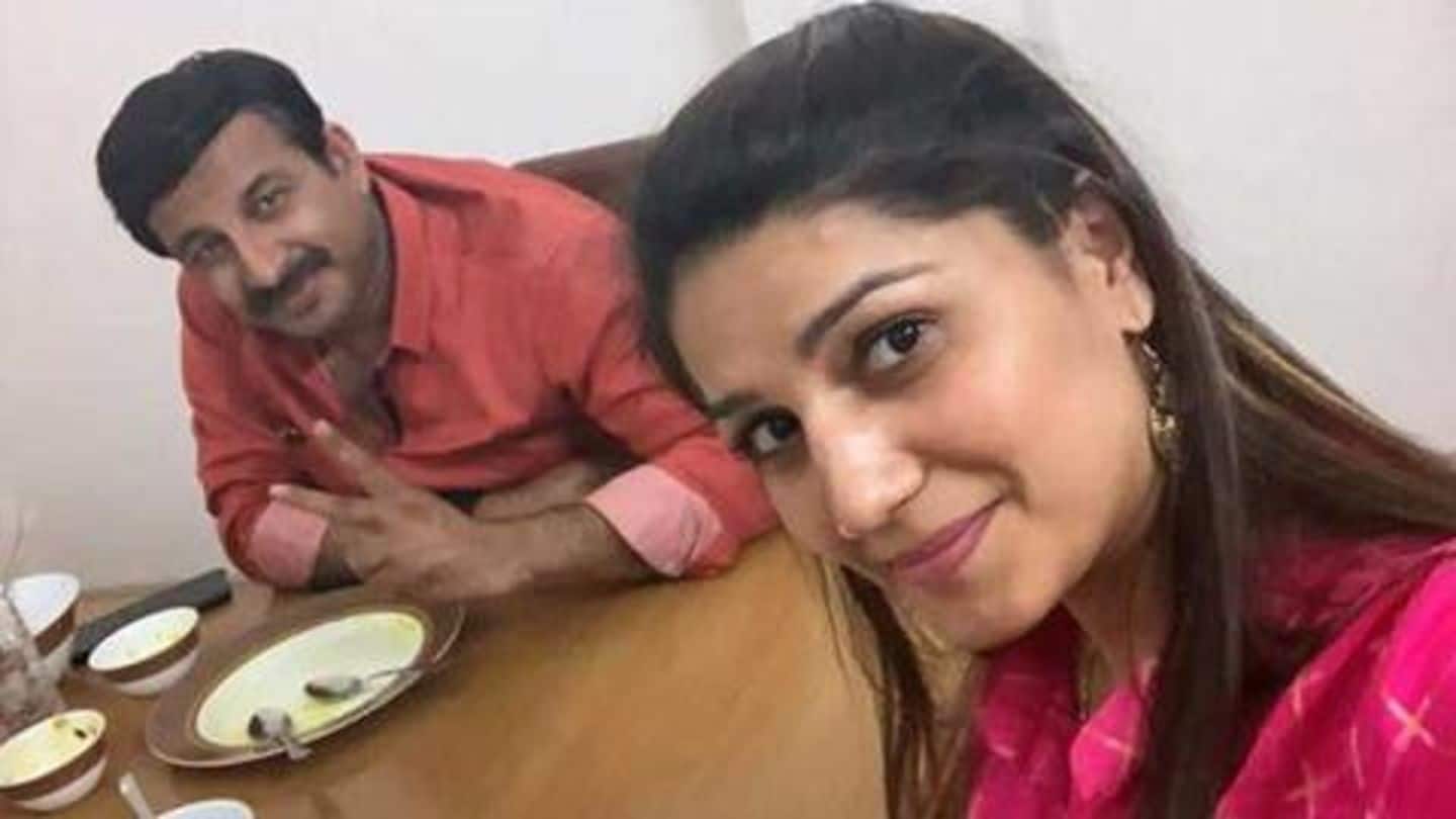 मनोज तिवारी के साथ फोटो के सियासी मायने मनोज तिवारी के साथ फोटो के सियासी मायने