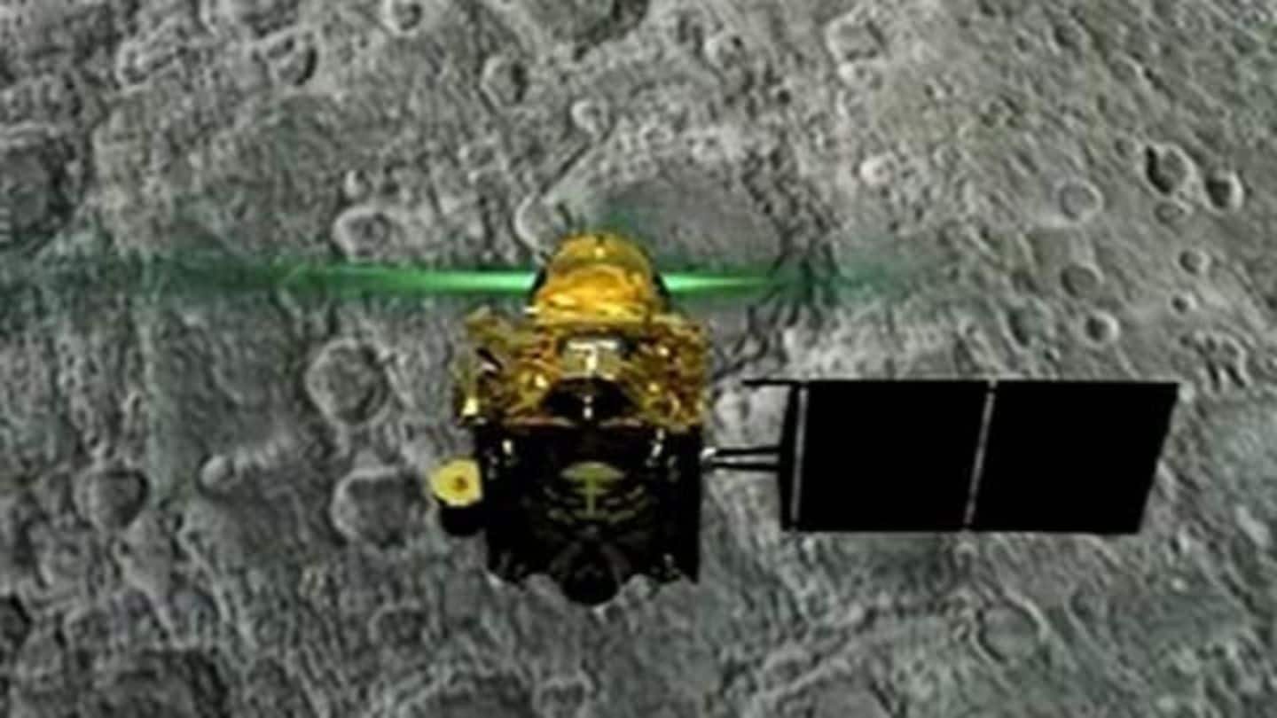 चंद्रयान-2: चांद की सतह पर सही-सलामत है विक्रम लैंडर, संपर्क करने की कोशिशों में ISRO