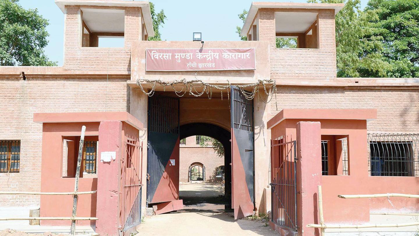 RIMS निदेशक के सरकारी आवास में हैं लालू प्रसाद यादव RIMS निदेशक के सरकारी आवास में हैं लालू प्रसाद यादव