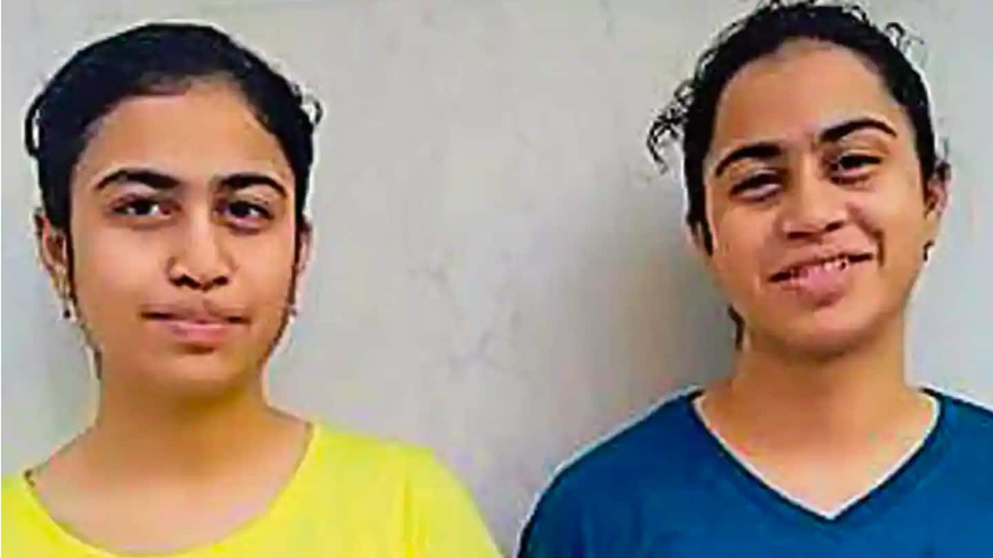 CBSE 12वीं रिजल्ट: जुड़वा बहनों ने स्कोर किए एक समान नंबर, दोनों के आए 95.8%