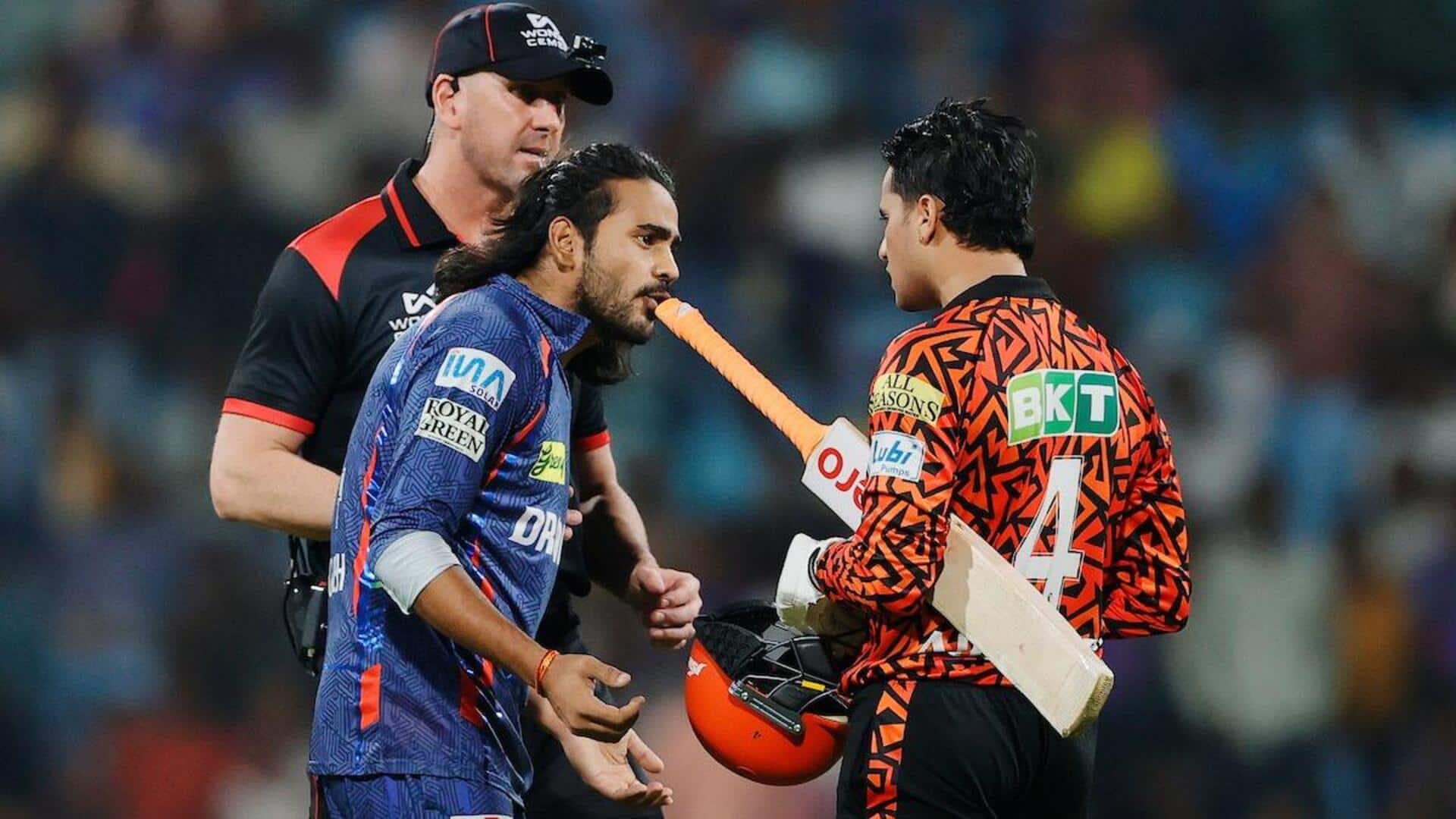 IPL 2025: दिग्वेश राठी को अभिषेक से भिड़ना पड़ा महंगा, एक मैच के लिए हुए निलंबित IPL 2025: दिग्वेश राठी को अभिषेक से भिड़ना पड़ा महंगा, एक मैच के लिए हुए निलंबित