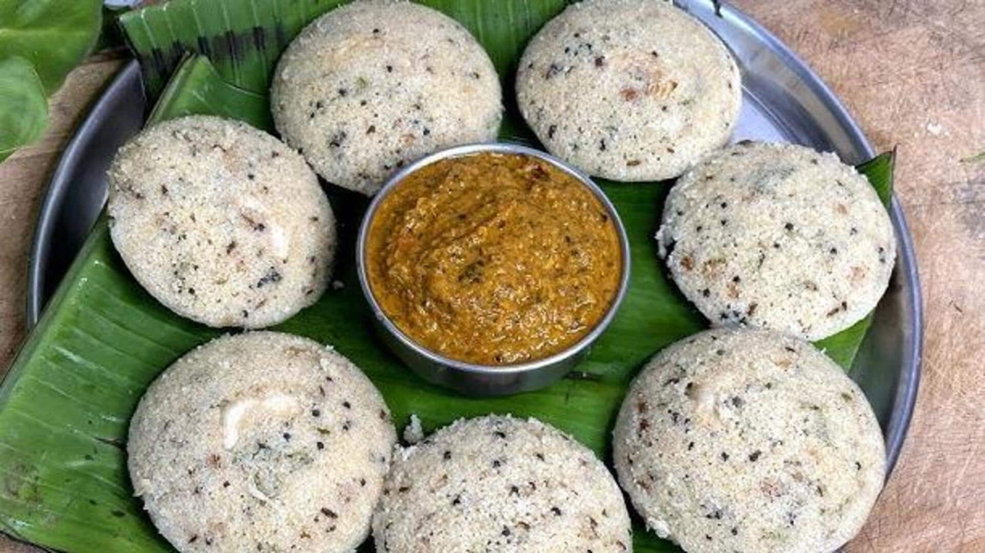 नाश्ते के लिए बनाएं ओट्स और सूजी की इडली, जानिए इसकी रेसिपी