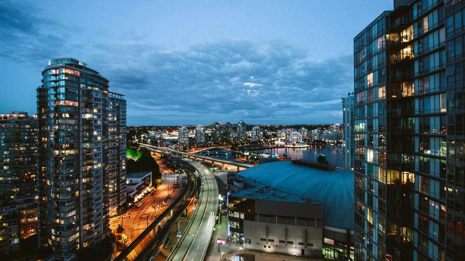 टोरंटो के ये 5 घूमने लायक स्थान हैं बहुत खूबसूरत, एक बार जरूर जाएं