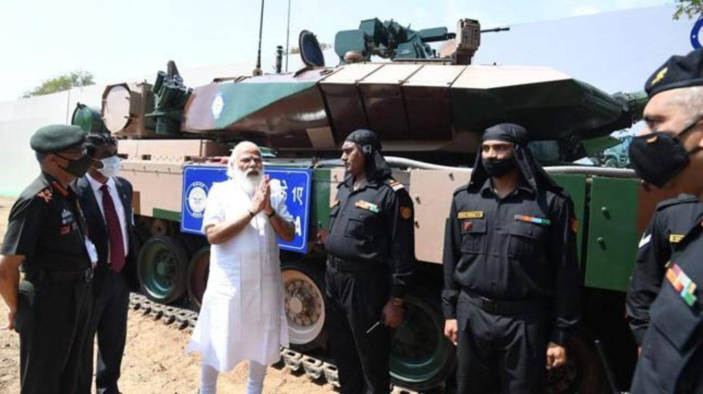 प्रधानमंत्री ने सेना को सौंपे 118 स्वदेशी अर्जुन मार्क 1-A टैंक, जानिए इनकी खासियत