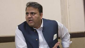 पुलवामा हमला करवाने की बात कहने वाले पाकिस्तानी मंत्री अब बयान से पलटे, दी ये सफाई