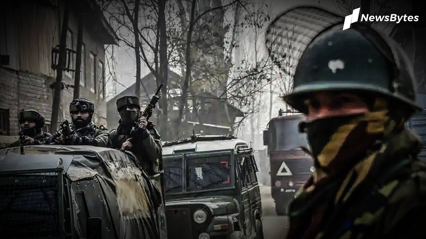 जम्मू-कश्मीर: आतंकियों ने किया CRPF के गश्ती दल पर हमला, एक जवान सहित दो की मौत