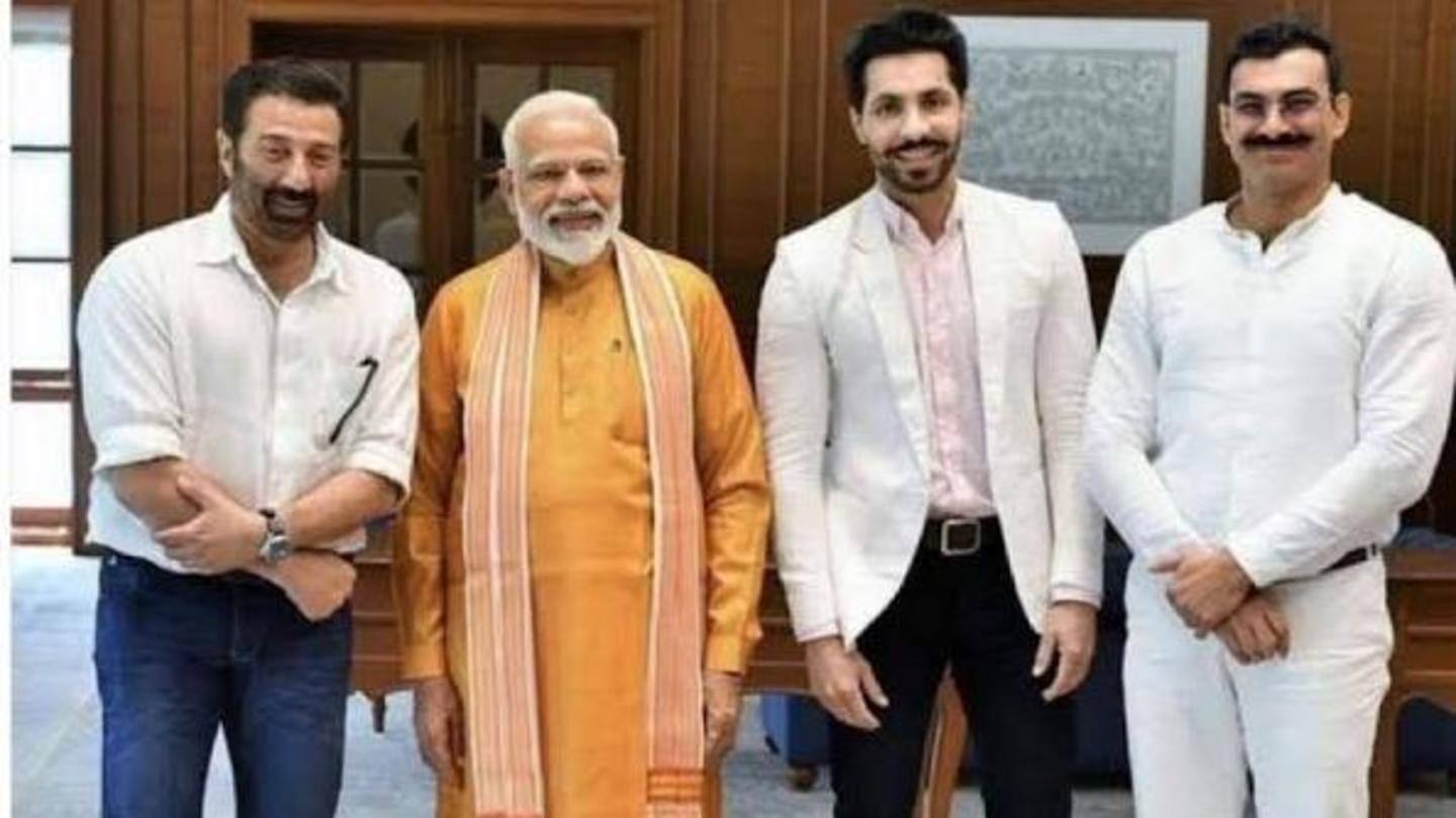 भाजपा के करीबी रहे हैं दीप सिद्धू, प्रधानमंत्री और गृह मंत्री के साथ हैं तस्वीरें भाजपा के करीबी रहे हैं दीप सिद्धू, प्रधानमंत्री और गृह मंत्री के साथ हैं तस्वीरें