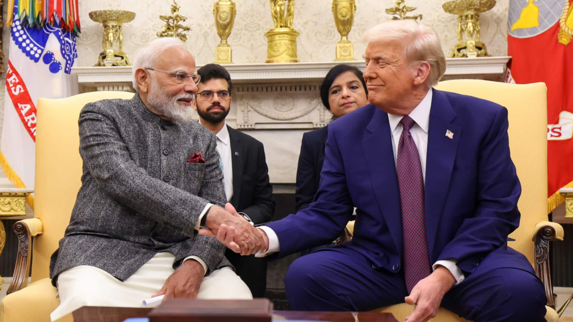 #NewsBytesExplainer: भारत पर 100 प्रतिशत टैरिफ लगा सकता है अमेरिका, क्या होगा असर?
