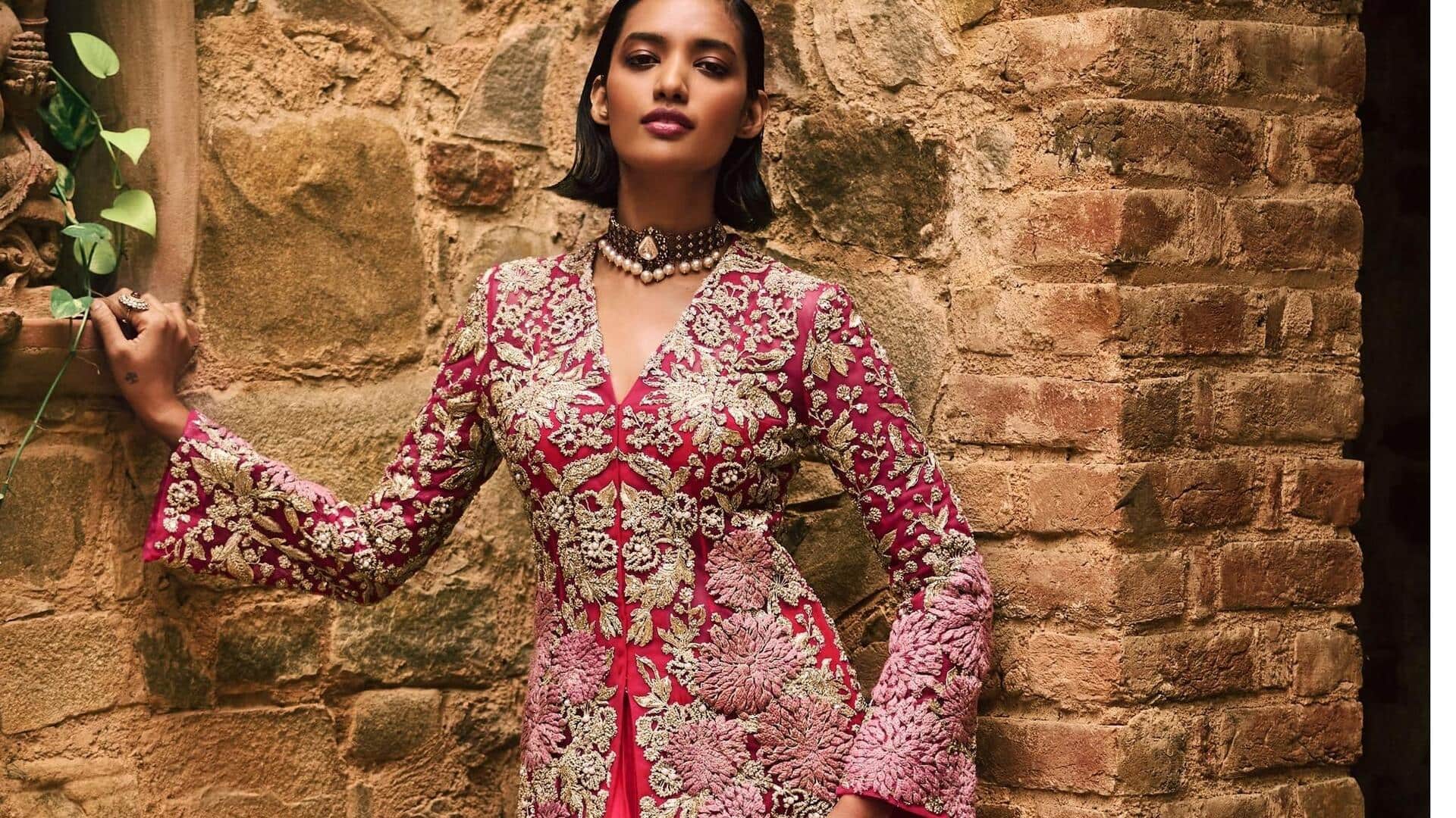 इस शादी के मौसम में लहंगे के साथ जैकेट पहनना है पसंद तो ऐसे करें मैच