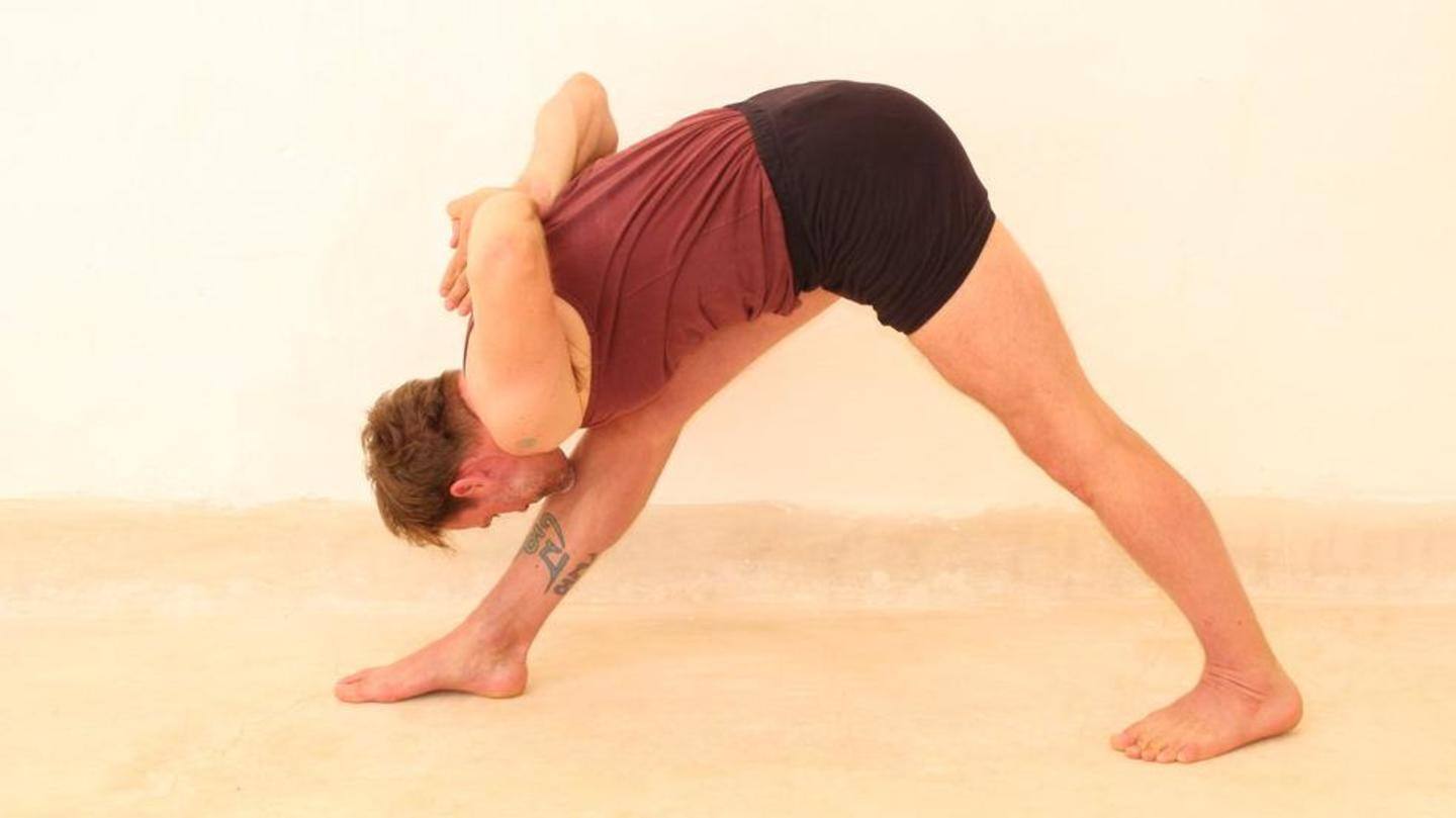 पर्श्वोत्तनासन: जानिए इस योगासन के अभ्यास का तरीका, इसके फायदे और अन्य महत्वपूर्ण बातें
