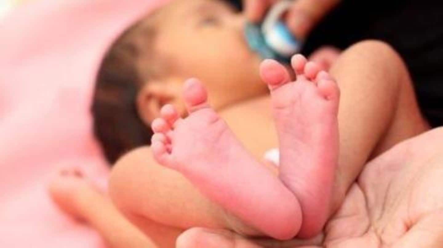 उत्तर प्रदेश: जनता कर्फ्यू के दौरान जन्मी बच्ची, परिजनों ने नाम रखा 'कोरोना'