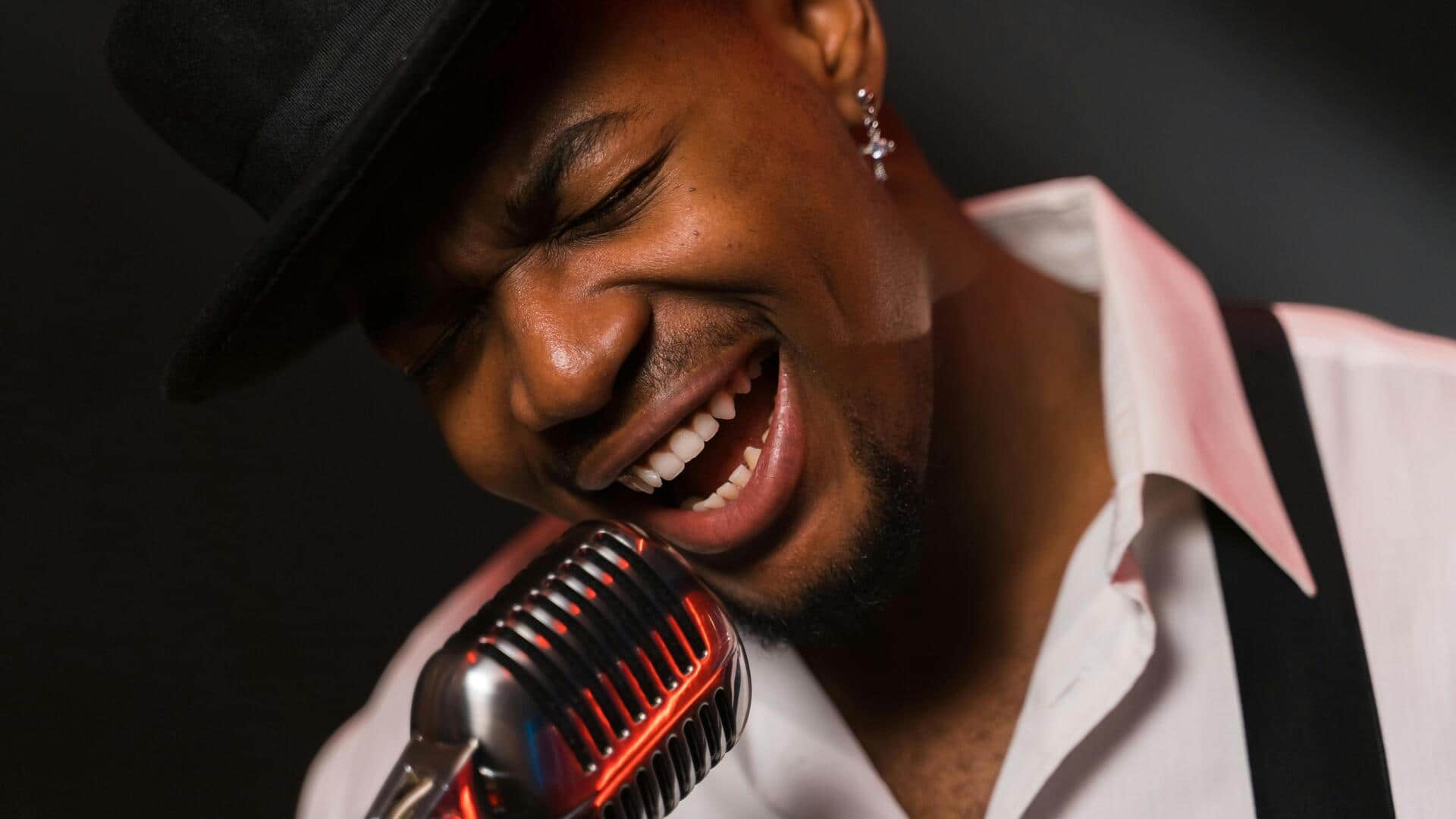 गायक हैं तो इन 5 बातों का रखें खास ध्यान, आवाज होगी देखभाल