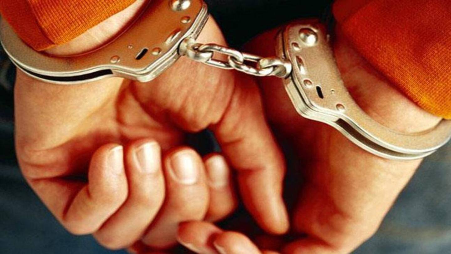 मामला दर्ज कर उप निरीक्षक को किया गिरफ्तार मामला दर्ज कर उप निरीक्षक को किया गिरफ्तार