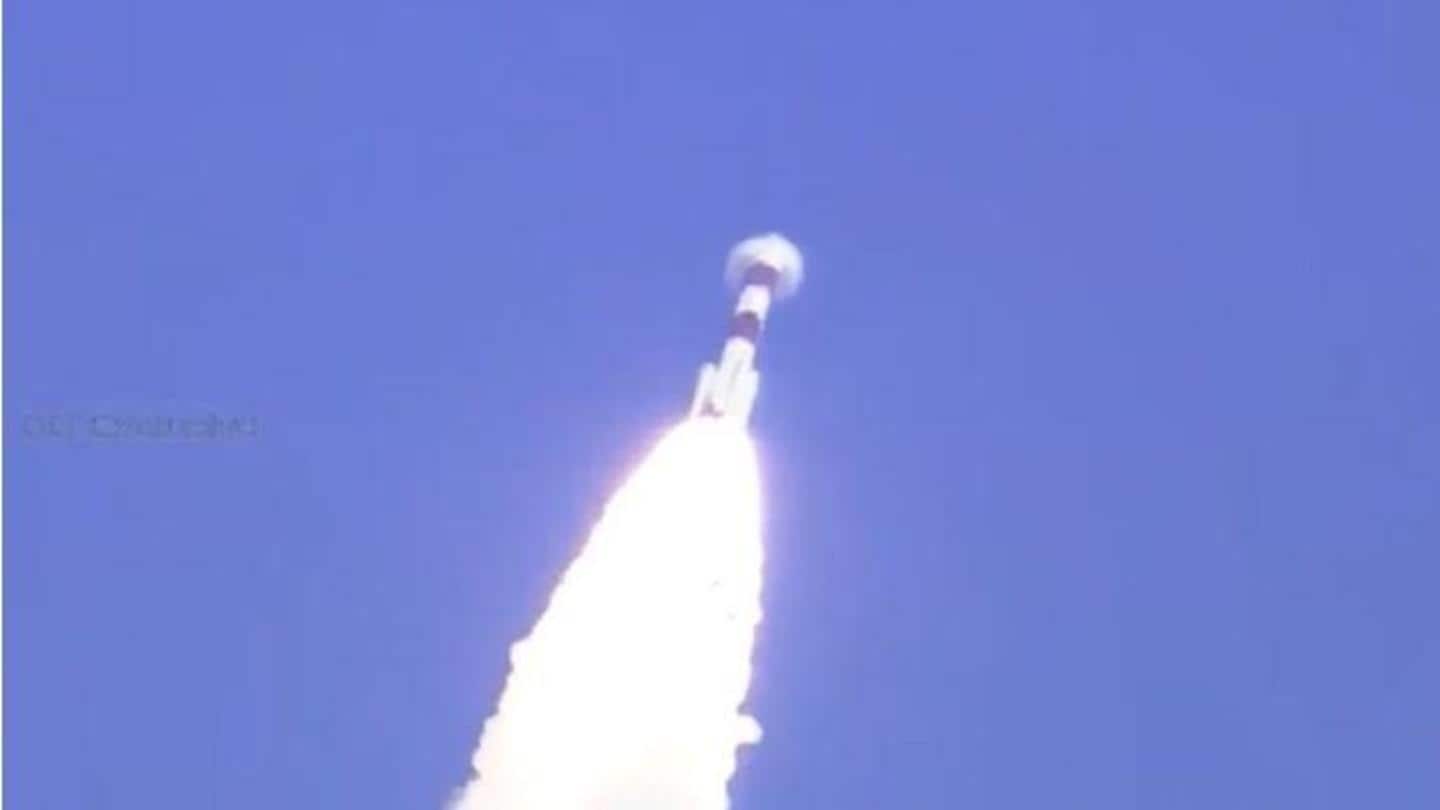 ISRO की बड़ी सफलता, आपदा प्रबंधन और इंटरनेट कनेक्टिविटी के लिए लॉन्च किया उपग्रह