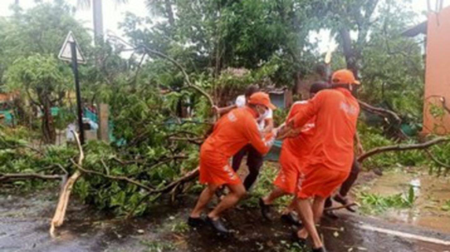 NDRF की टीमों ने शुरू किया बचाव-राहत कार्य NDRF की टीमों ने शुरू किया बचाव-राहत कार्य