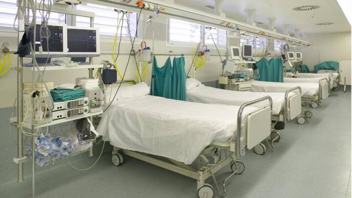 दिल्ली: कोरोना मरीजों के लिए निजी अस्पतालों में आरक्षित रहेंगे 80% ICU बेड