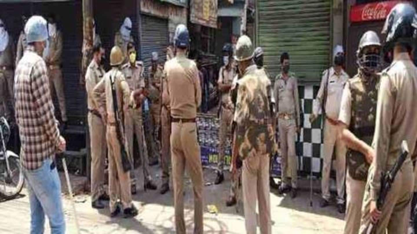 कोरोना वायरस: मेरठ में हॉटस्पॉट सील करने गई पुलिस टीम पर हमला, मजिस्ट्रेट और थानाप्रभारी घायल