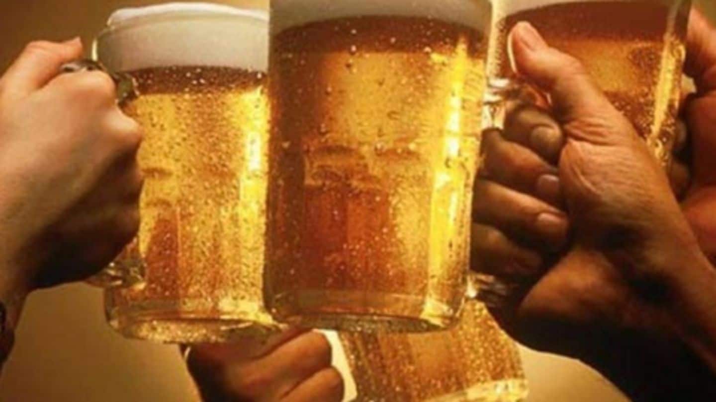 दिल्ली-NCR: लॉकडाउन के बीच नुकसान से बचने के लिए नाले में बहाई हजारों लीटर ताजा बियर