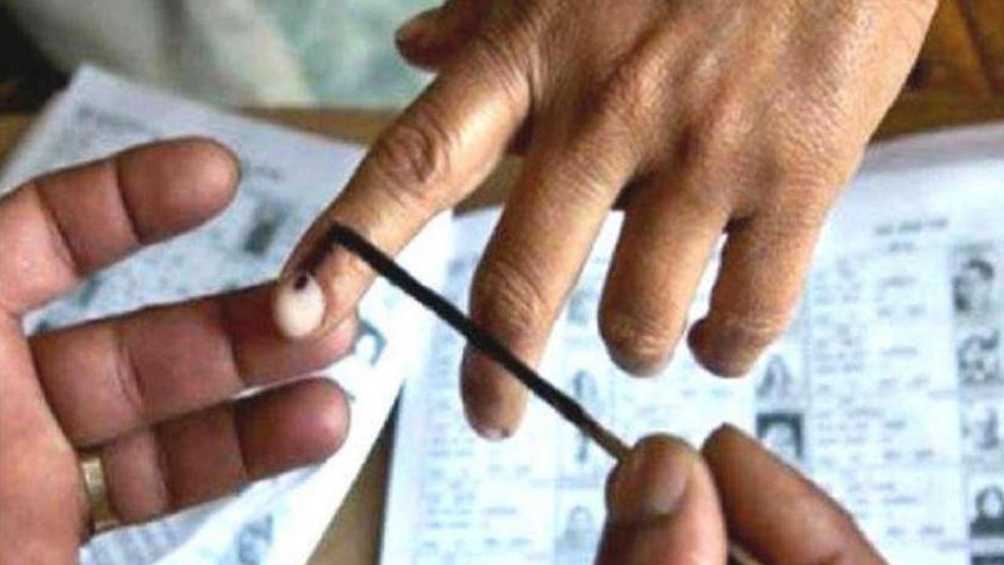 चुनाव आयोग ने बताया कि लिपिकीय गलती चुनाव आयोग ने बताया कि लिपिकीय गलती
