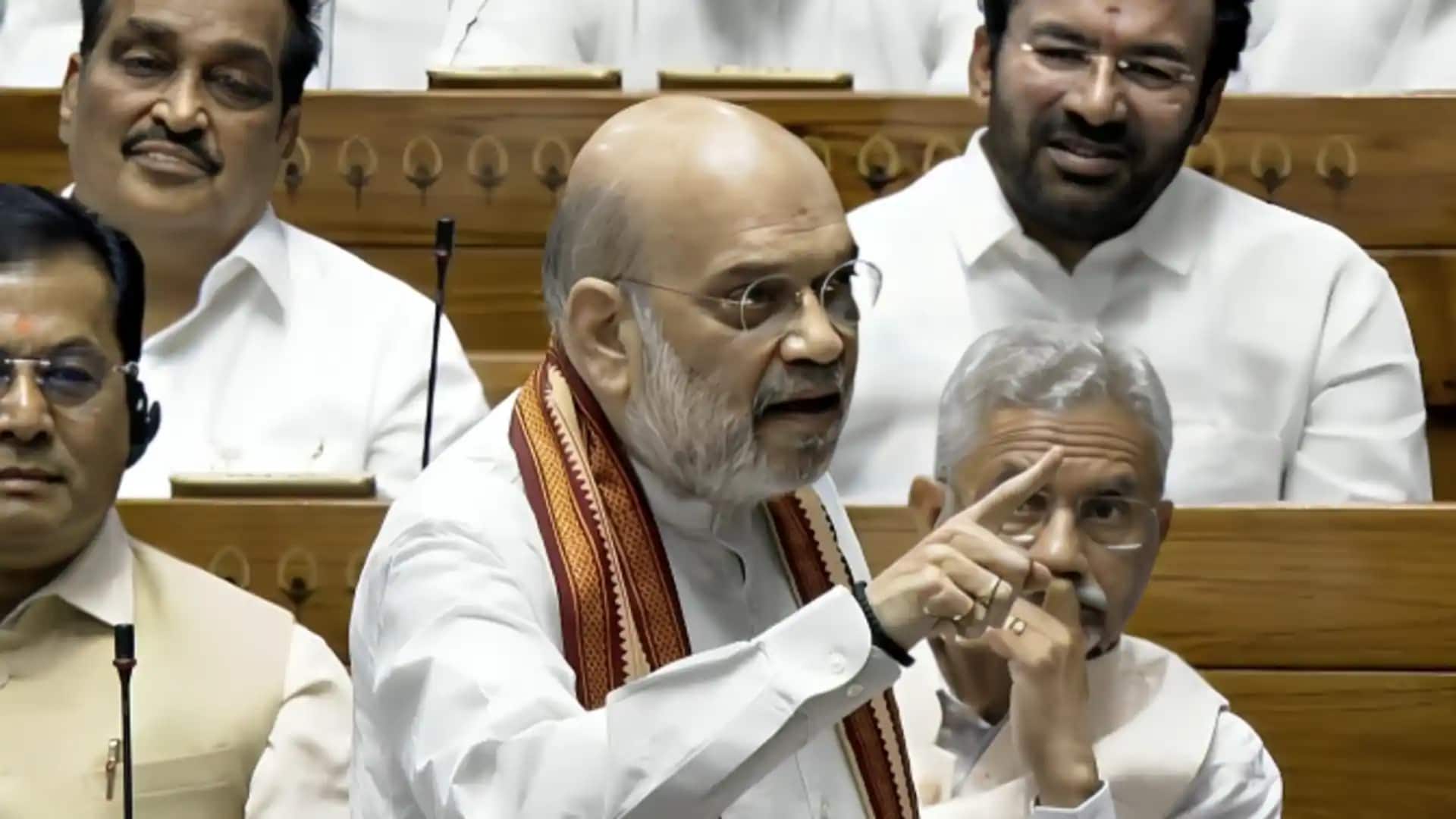 लोकसभा में पेश हुए मुख्यमंत्री और मंत्रियों को पद से हटाने वाले विधेयक, विपक्ष का हंगामा