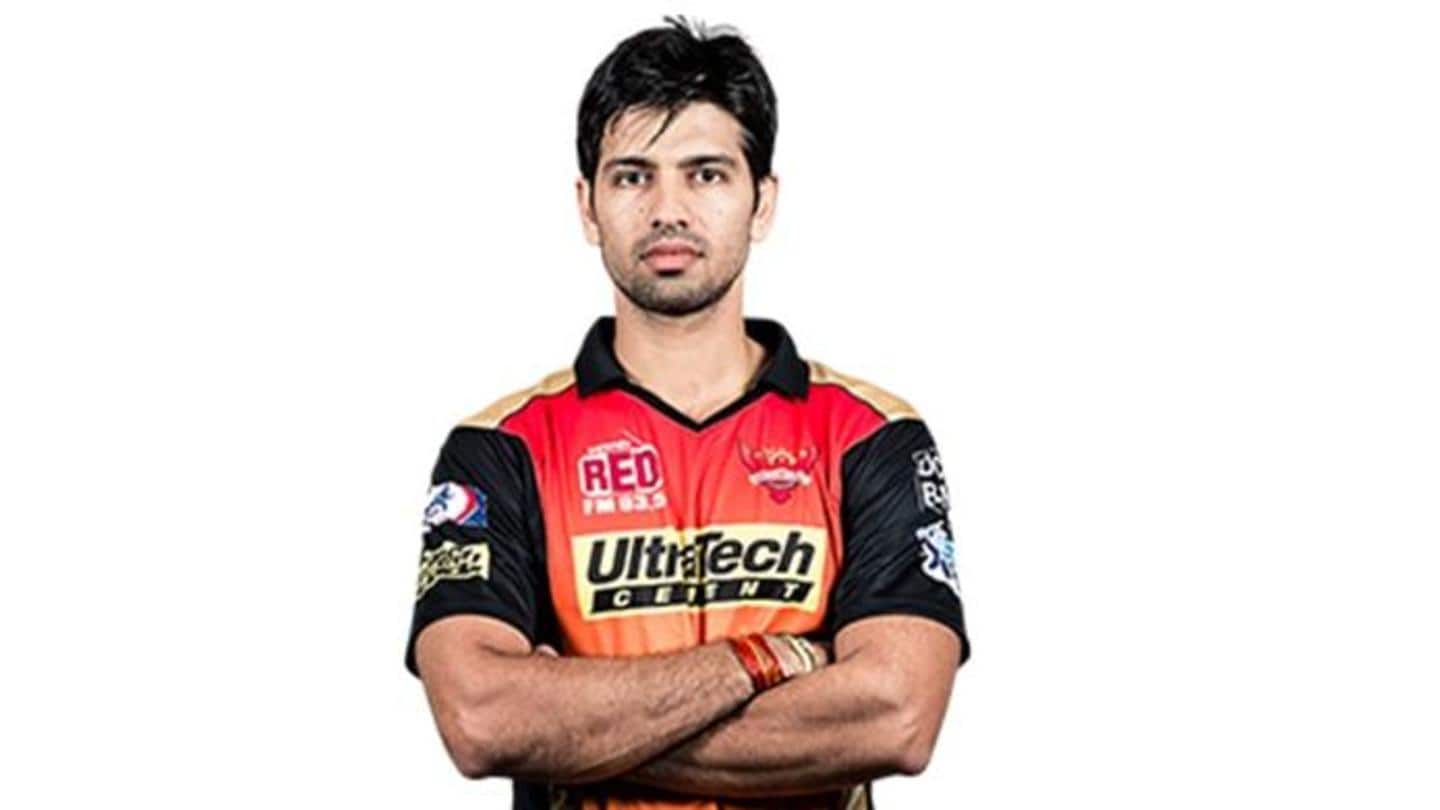 IPL में इन तीन टीमों से खेल चुके हैं ओझा IPL में इन तीन टीमों से खेल चुके हैं ओझा