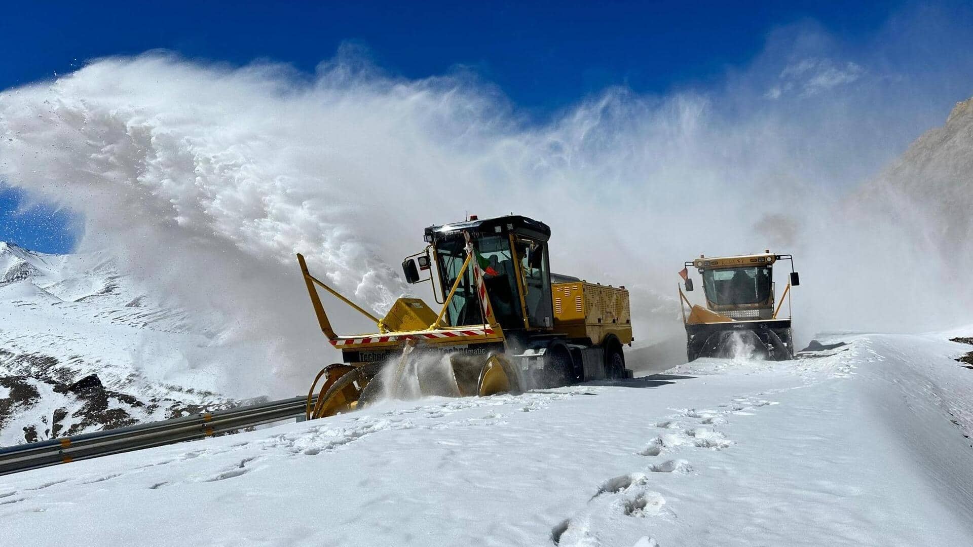 उत्तर भारत में बढ़ता जा रहा शीतलहर का प्रकोप, दक्षिण राज्यों में बारिश का अलर्ट 