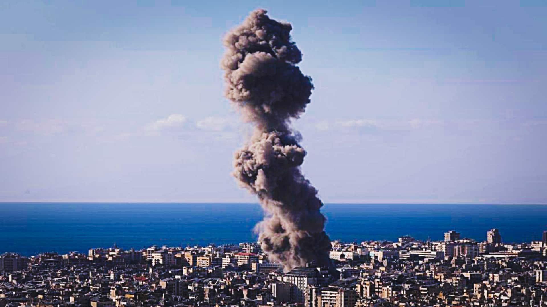 इजरायली हमले में लेबनान में 31 लोग मारे गए, हिज्बुल्लाह के मिसाइल हमलों का दिया जवाब