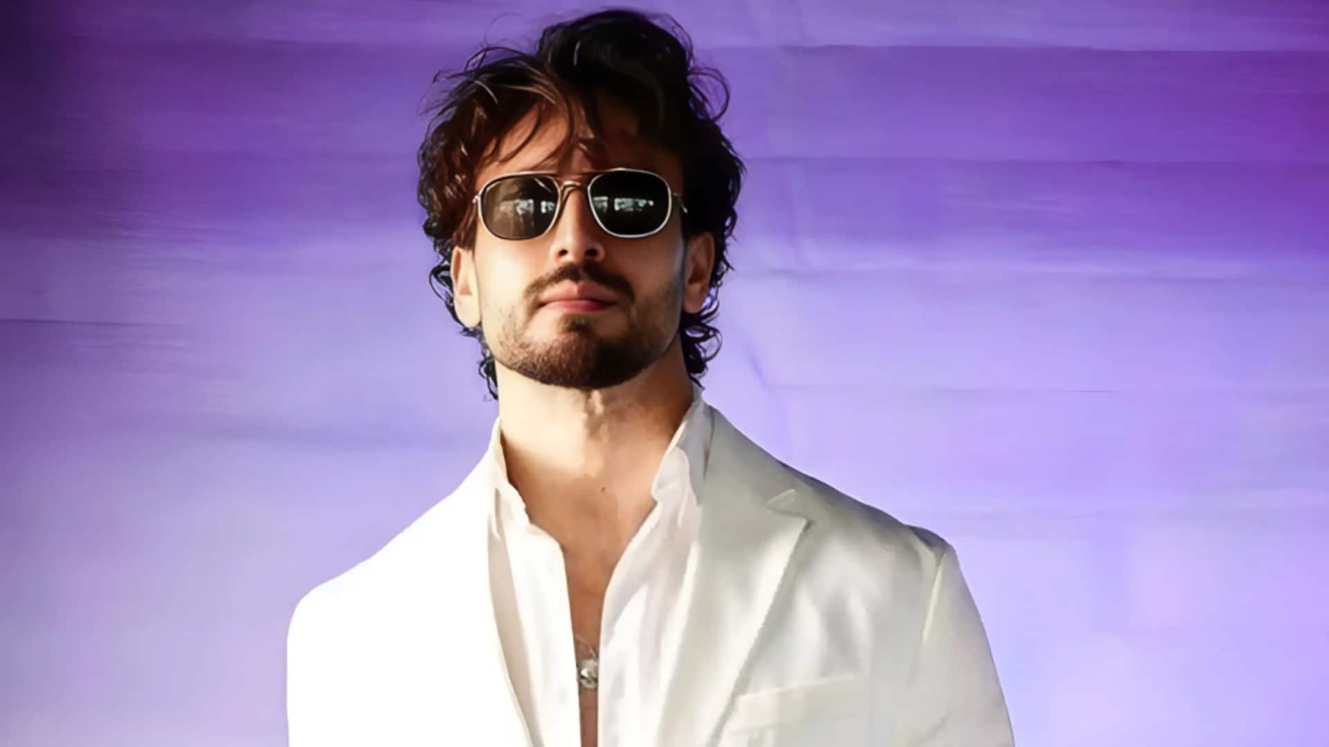 टाइगर श्रॉफ अब कॉमेडी में आजमाएंगे हाथ, जॉम्बी फिल्म के साथ करियर का सबसे बड़ा जोखिम