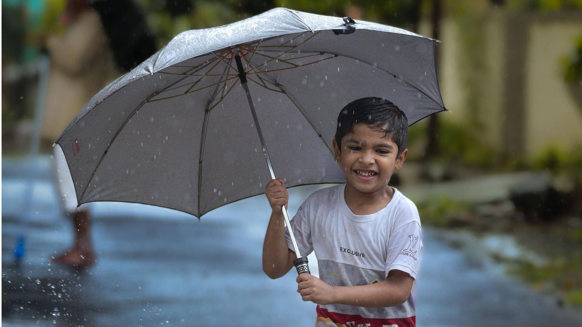 मानसून के दौरान बच्चों को पहनाएं इस तरह के कपड़े, बीमार पड़ने का नहीं रहेगा खतरा