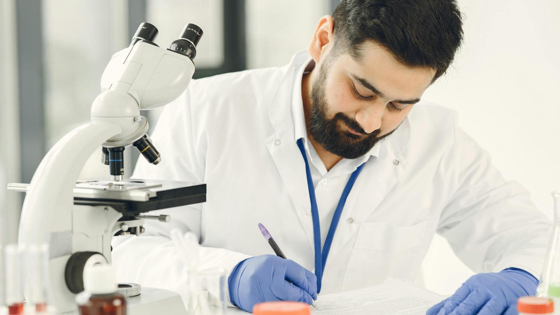 40 की उम्र के बाद पुरुषों को करवानी चाहिए ये जांच, स्वास्थ्य पर पड़ेगा सकारात्मक प्रभाव