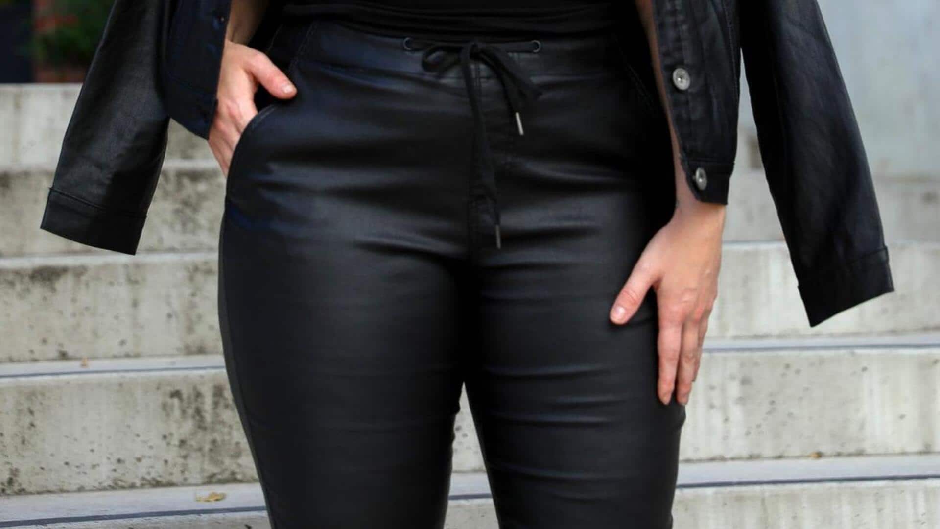 प्लेथर जॉगर्स को स्टाइल करने के लिएअपनाएं ये 5 आसान तरीके