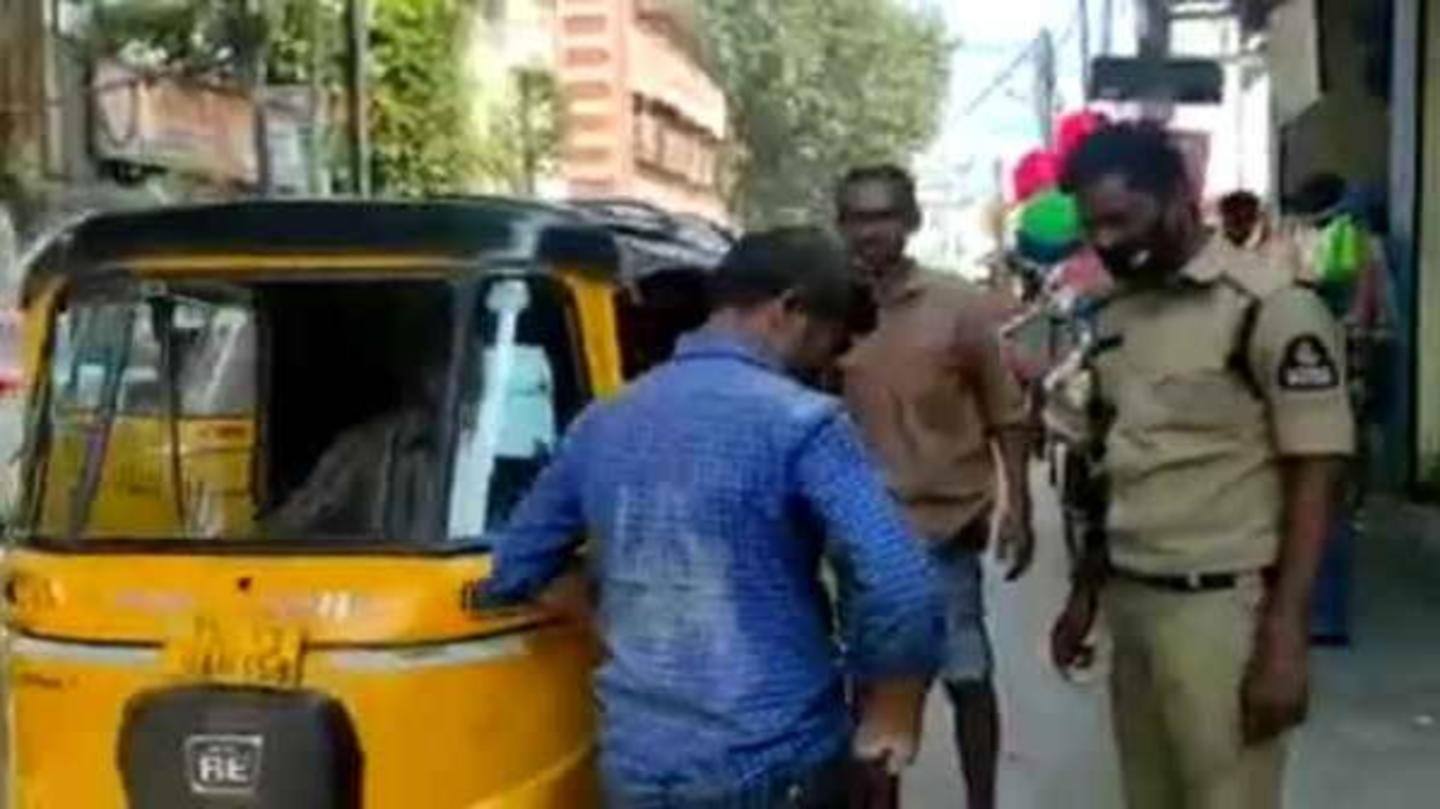 फोन दिखाने के लिए नहीं किया जा रहा है मजबूर- DCP फोन दिखाने के लिए नहीं किया जा रहा है मजबूर- DCP