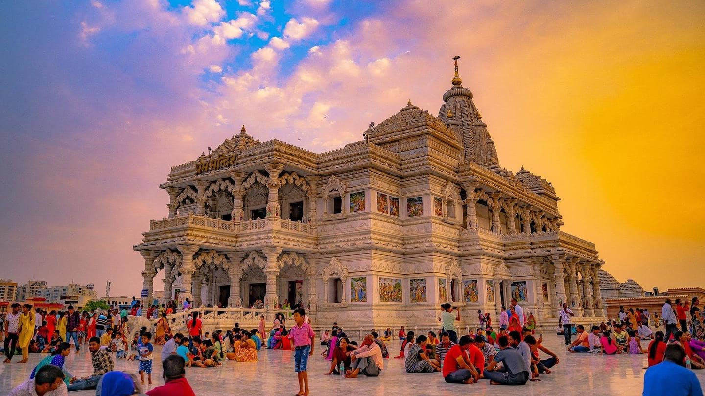 भारत के पांच रहस्यमयी मंदिर, जहां की अविश्वसनीय घटनाएं आपको हैरान कर देंगी