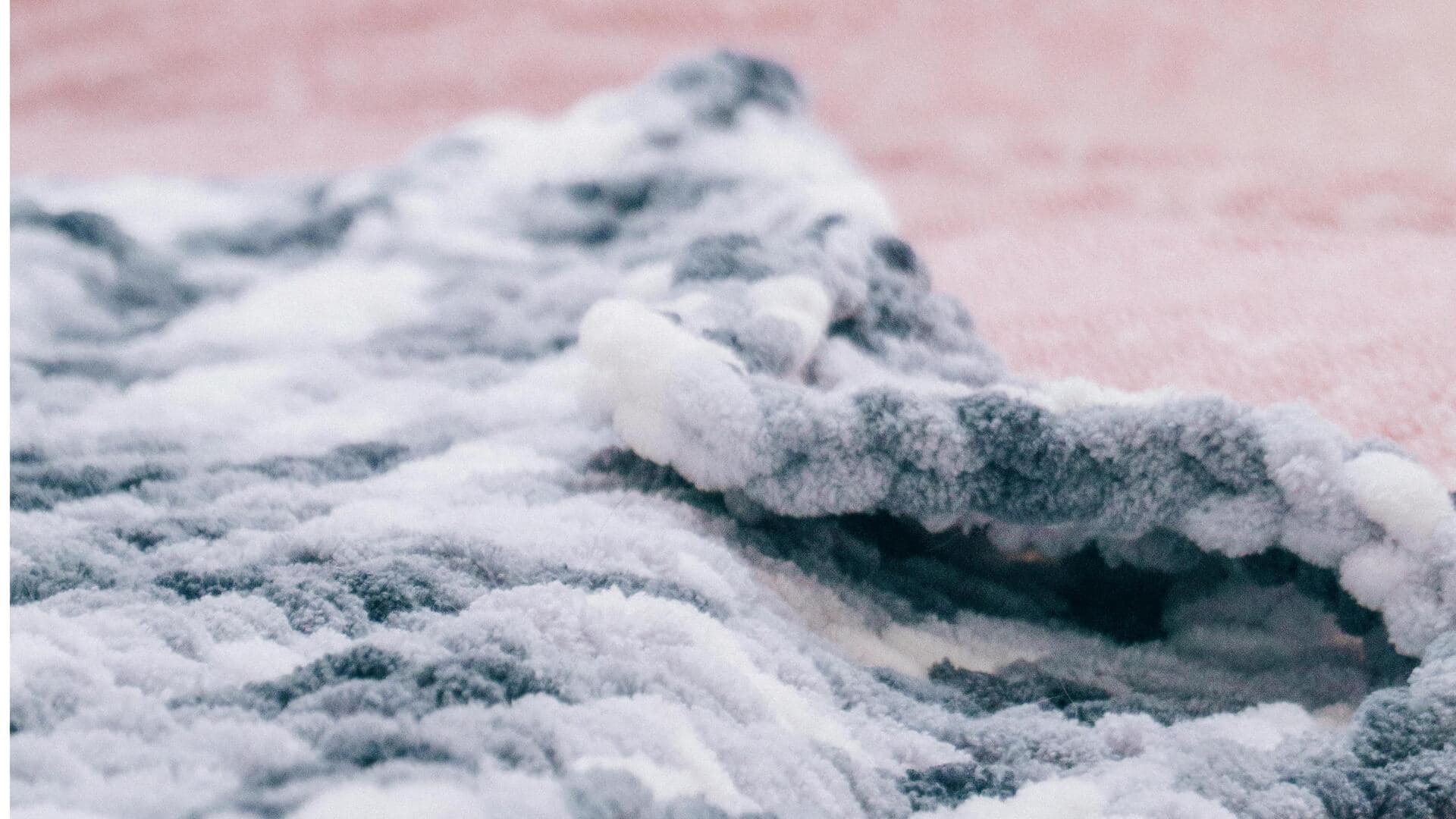 गर्म चादर खरीदते समय इन 5 बातों का रखें खास ध्यान, होगा फायदा