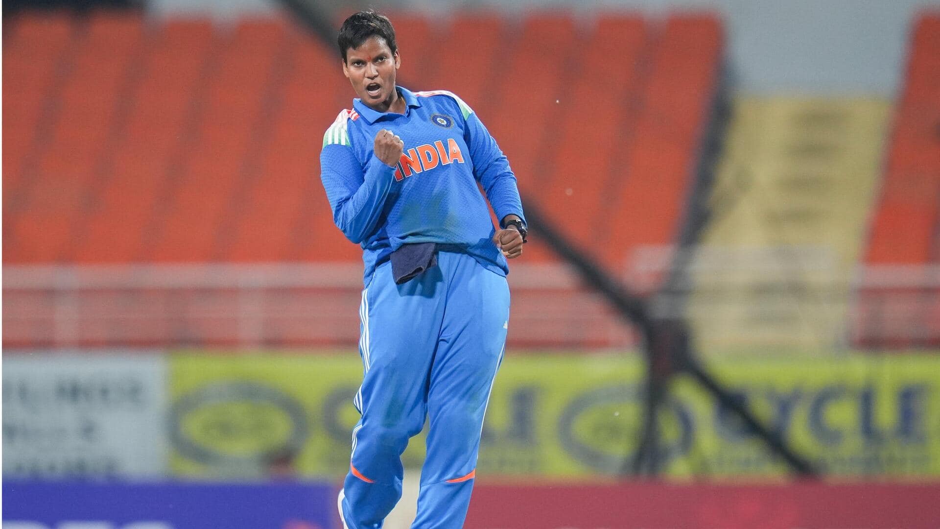 दीप्ति शर्मा ने रचा इतिहास, टी-20 अंतरराष्ट्रीय में सर्वाधिक विकेट लेने वाली महिला गेंदबाज बनी