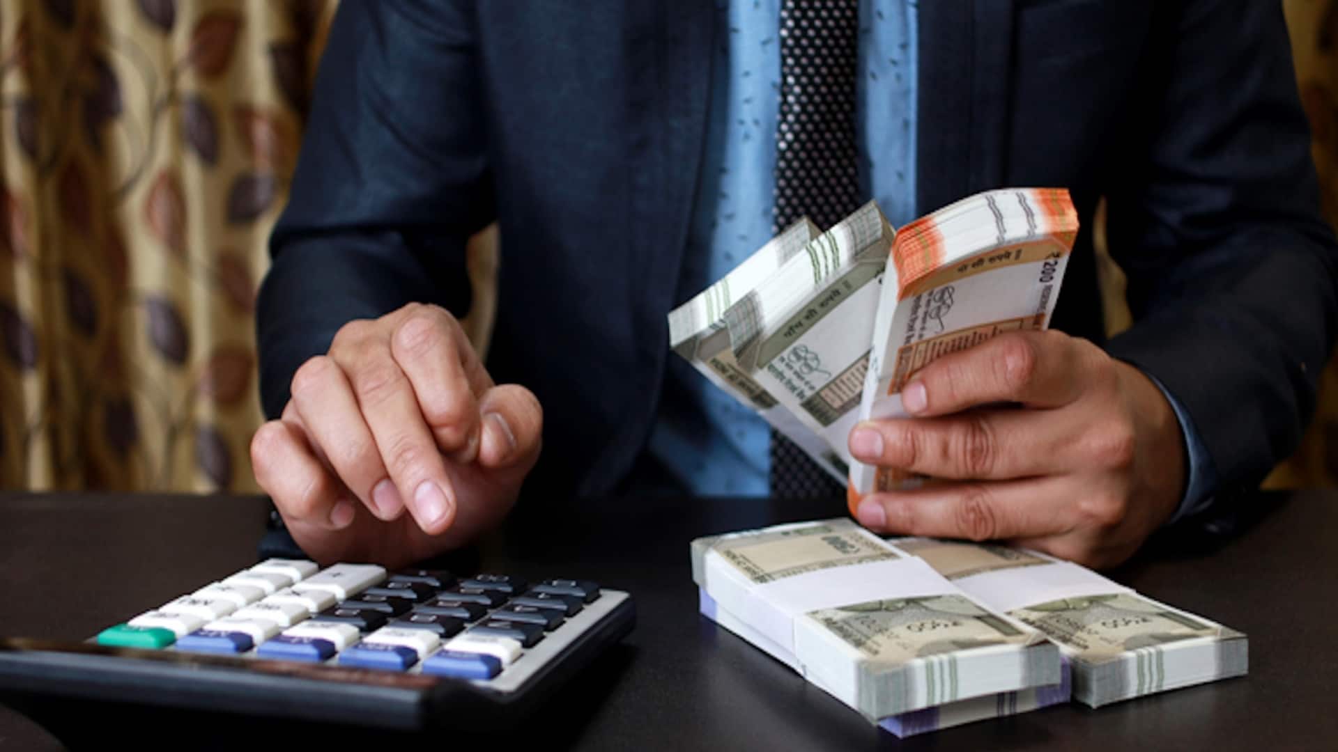 क्या 1 साल के लिए करना चाहते हैं निवेश? इन विकल्पों पर करें विचार