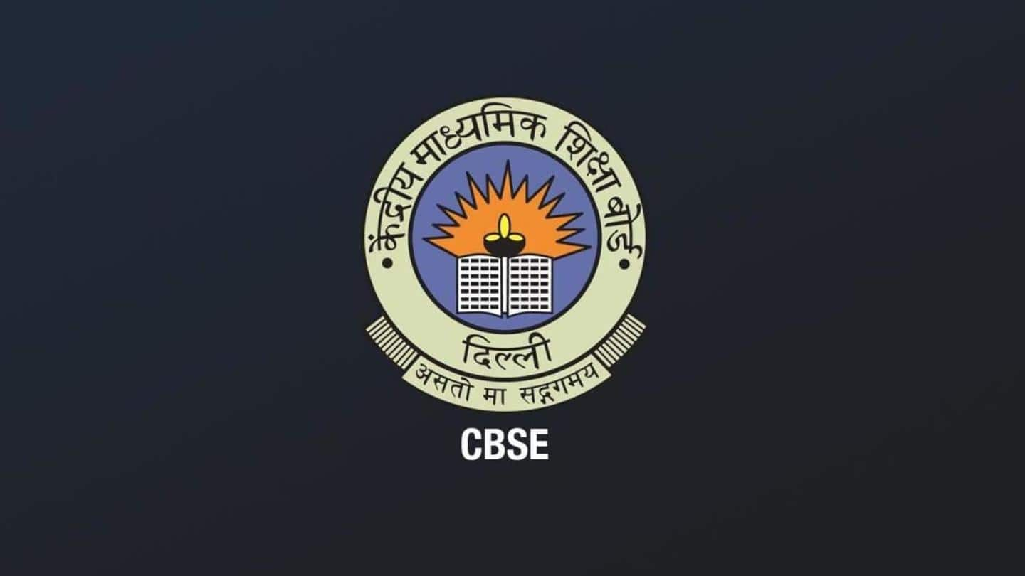 कोरोना महामारी के बीच 10वीं और 12वीं की टर्म-2 परीक्षाएं आयोजित करेगा CBSE