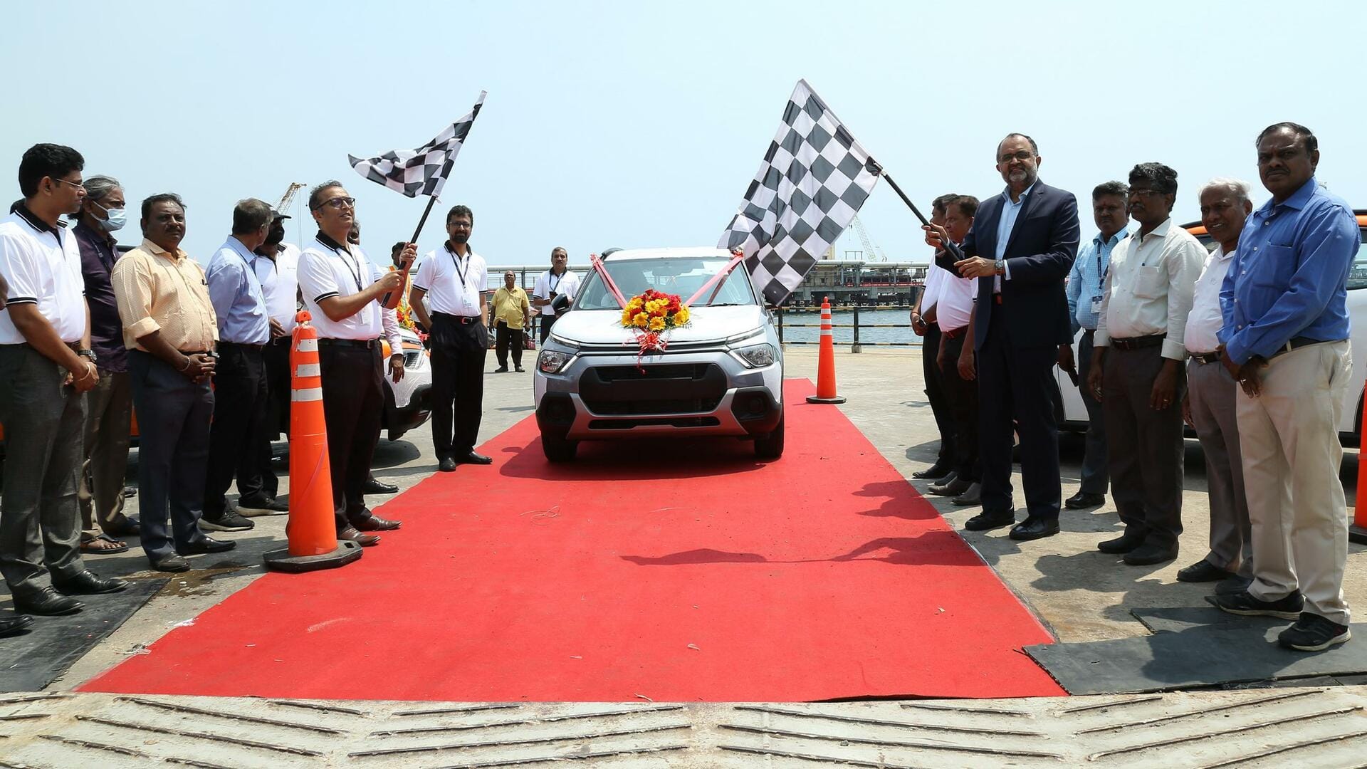सिट्रॉन C3 का भारत से अफ्रीका-आसियान के लिए शुरू हुआ निर्यात, कारों का पहला बेड़ा रवाना 