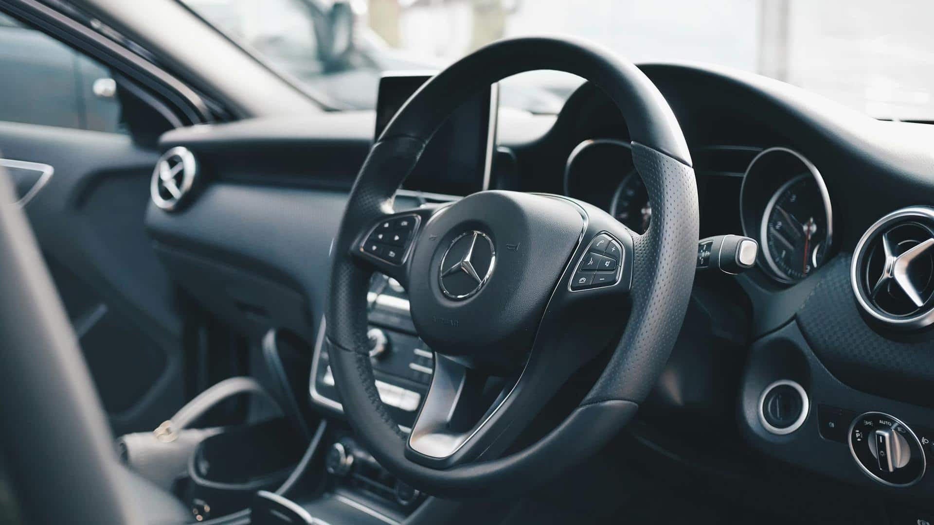 पावर स्टीयरिंग खराब होने के क्या होते हैं संकेत?