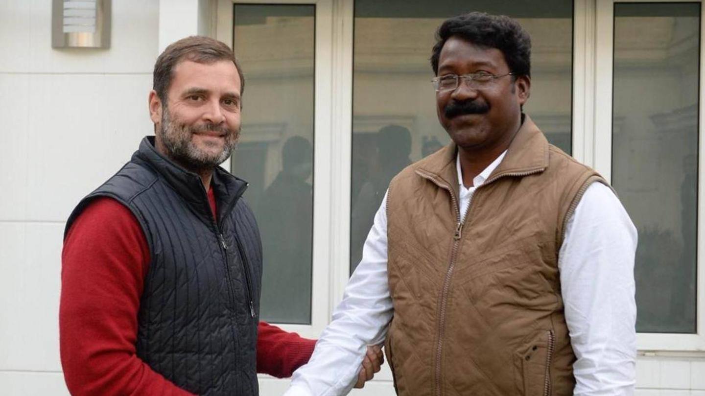 पैसे के अलावा मंत्री पद की भी पेशकश- कोंगारी पैसे के अलावा मंत्री पद की भी पेशकश- कोंगारी