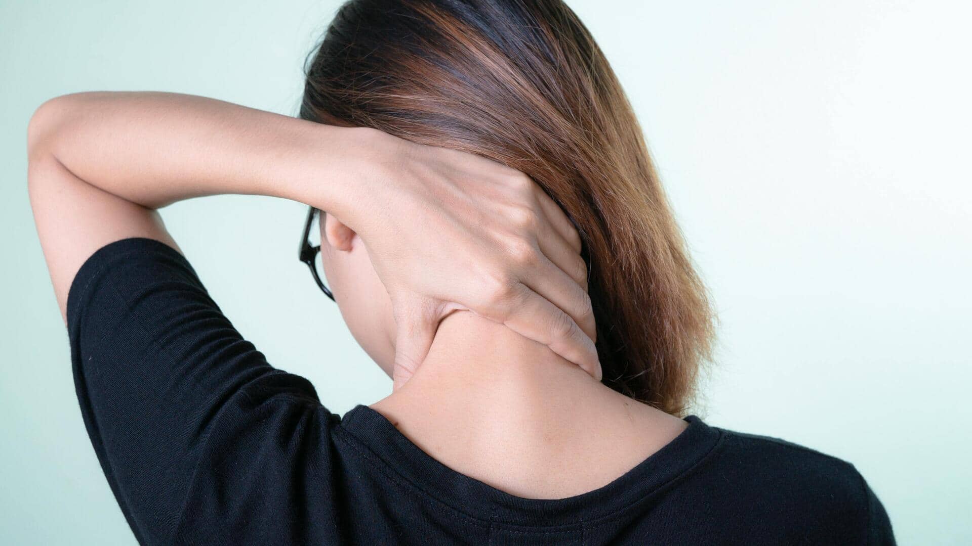 गले के दर्द से राहत दिलाने में मदद कर सकते हैं ये 5 घरेलू नुस्खे