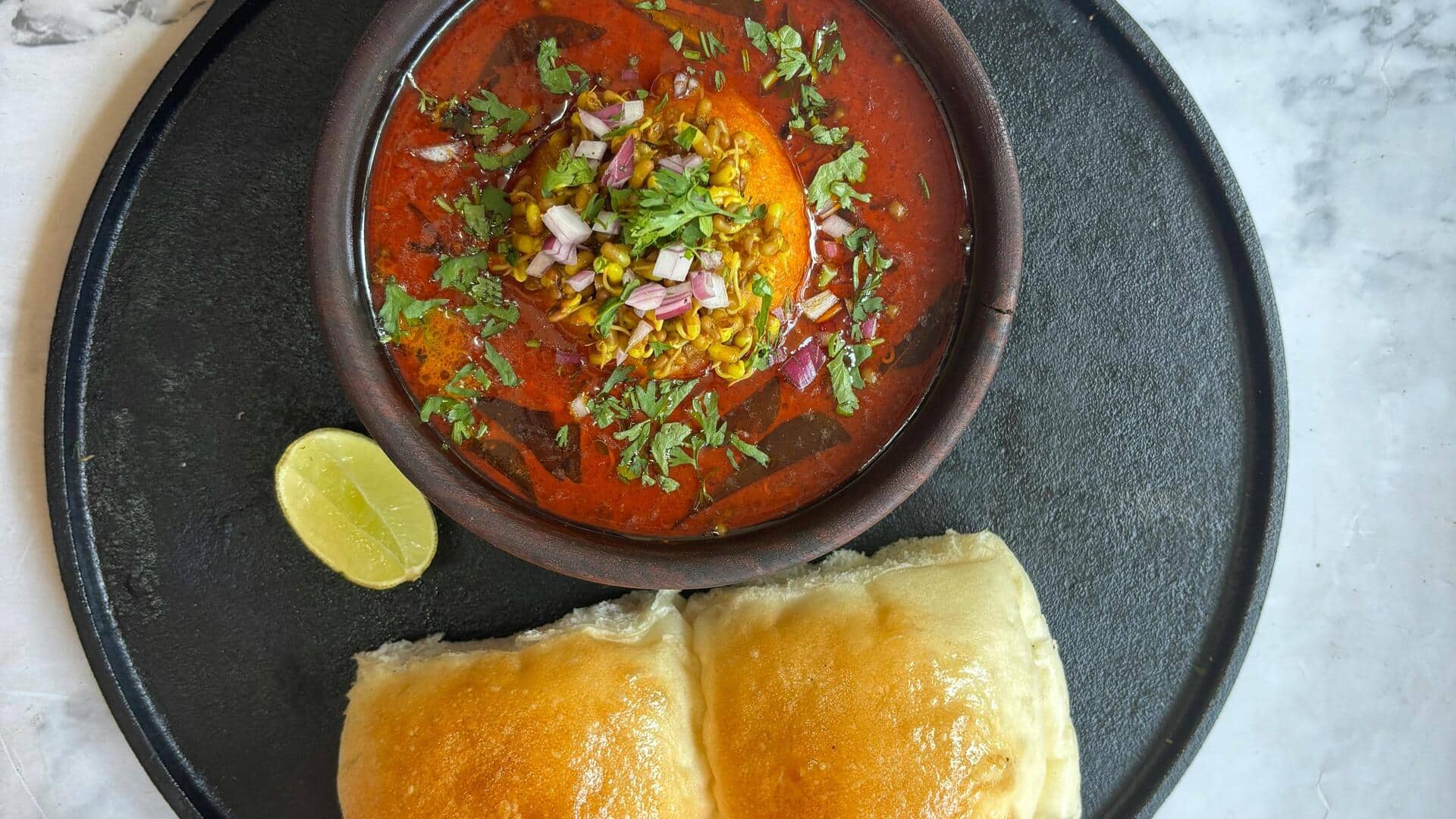 घर पर पावभाजी बनाते समय न करें ये 5 गलतियां, स्वाद नहीं होगा बेहतरीन