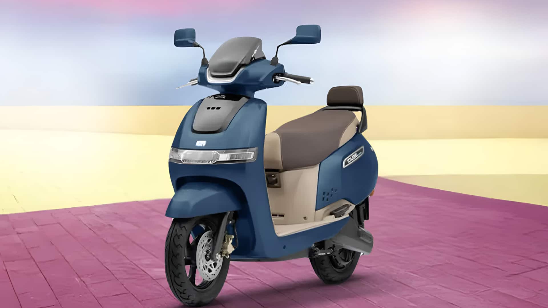 TVS से लेकर ओला इलेक्ट्रिक तक, पिछले महीने कितने इलेक्ट्रिक स्कूटर बेचे?