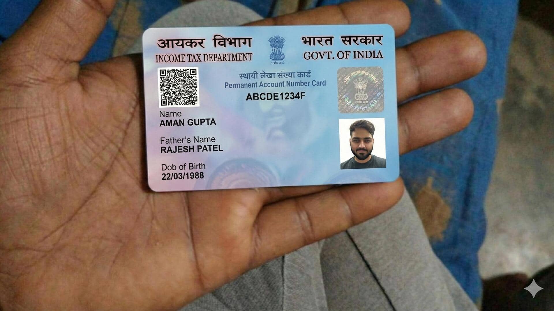 नैनो बनाना AI मॉडल से बना रहे लोग नकली पैन और आधार, सुरक्षा पर उठे सवाल 