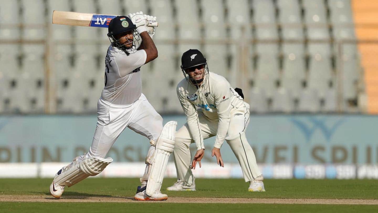 भारत बनाम न्यूजीलैंड: पहली पारी में भारत ने बनाए 325 रन, एजाज ने लिए 10 विकेट