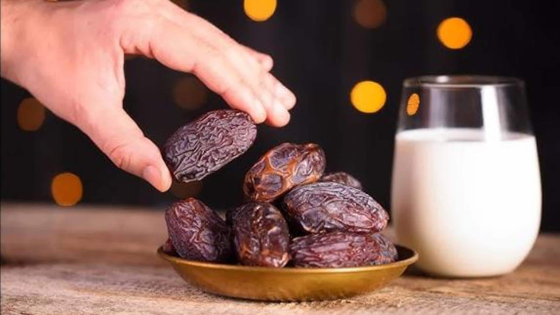 रातभर दूध में भिगोएं खजूर सुबह खाएं, मिलेंगे कई स्वास्थ्य लाभ रातभर दूध में भिगोएं खजूर सुबह खाएं, मिलेंगे कई स्वास्थ्य लाभ