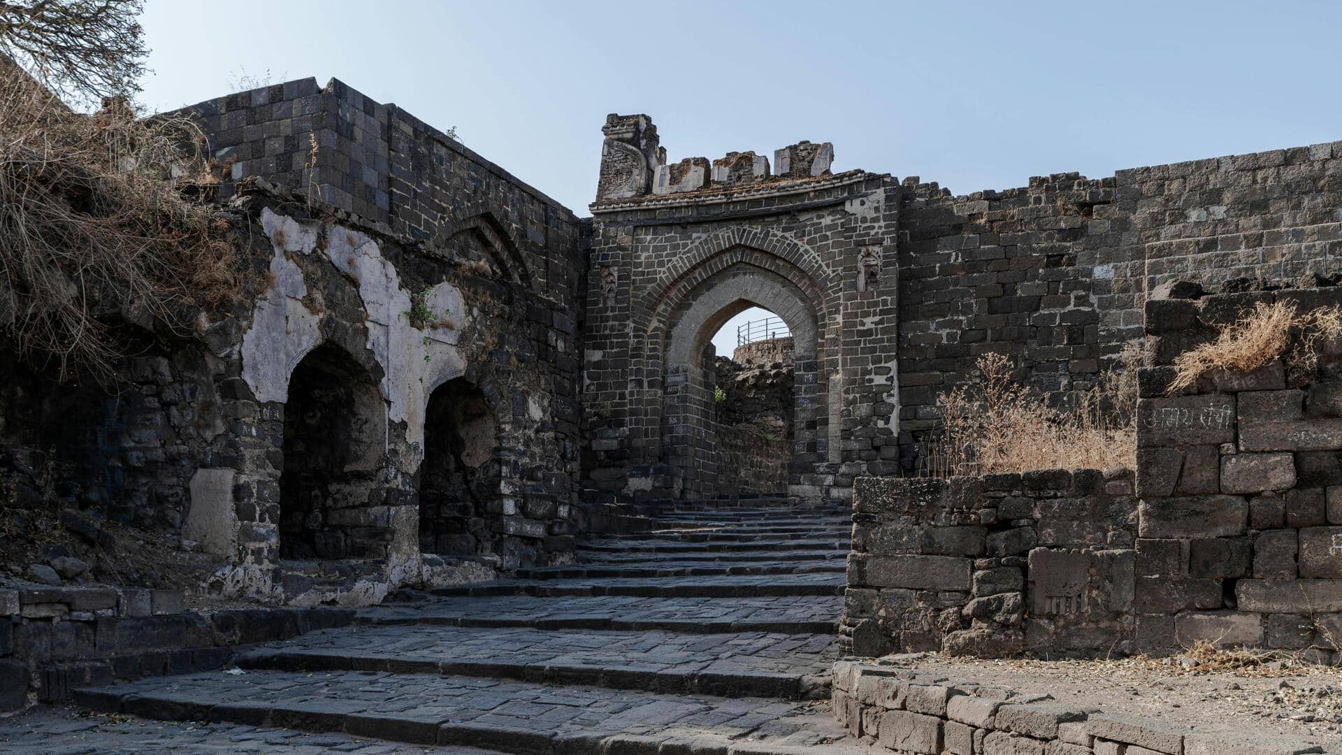 भारत के खूबसूरत और कम भीड़ वाले किले, छुट्टियों में करें इनका रुख