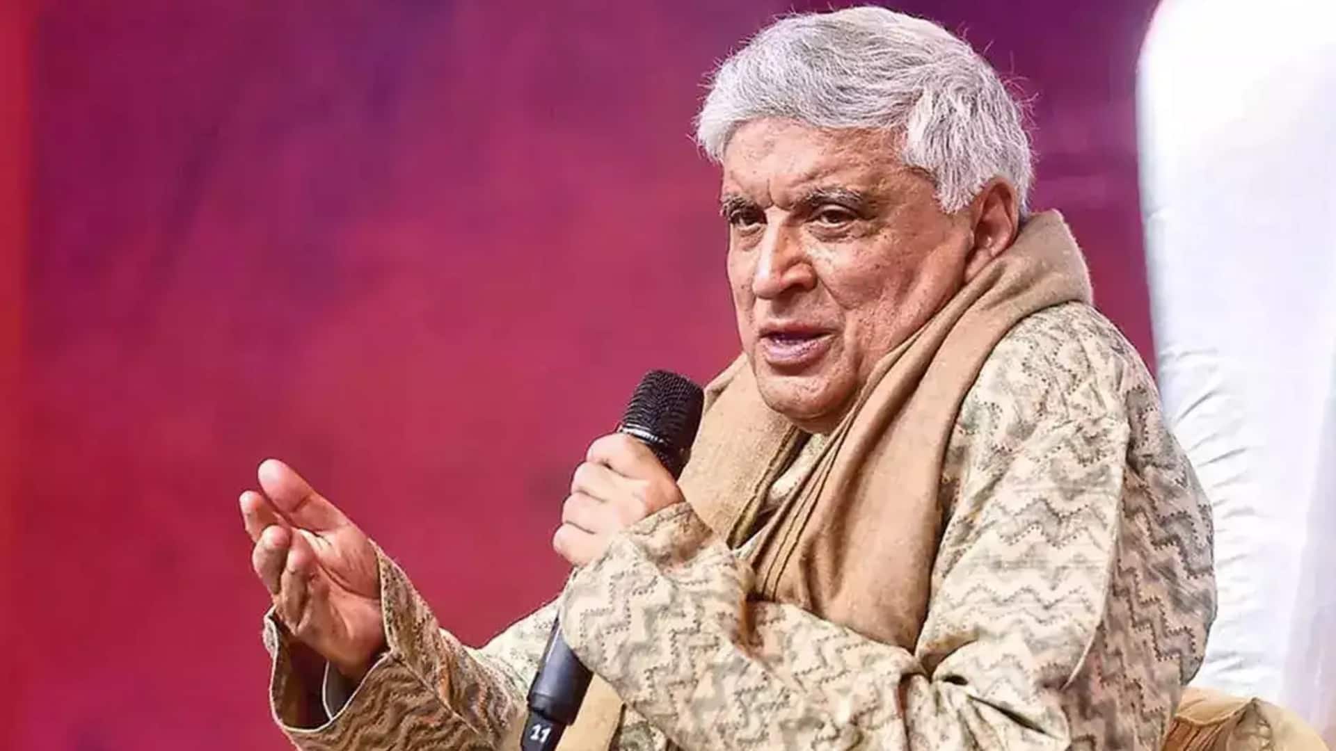 जावेद अख्तर बोले- दिलजीत को बैन करोगे तो पैसा हिन्दुस्तानी का डूबेगा, पाकिस्तानी का नहीं जावेद अख्तर बोले- दिलजीत को बैन करोगे तो पैसा हिन्दुस्तानी का डूबेगा, पाकिस्तानी का नहीं