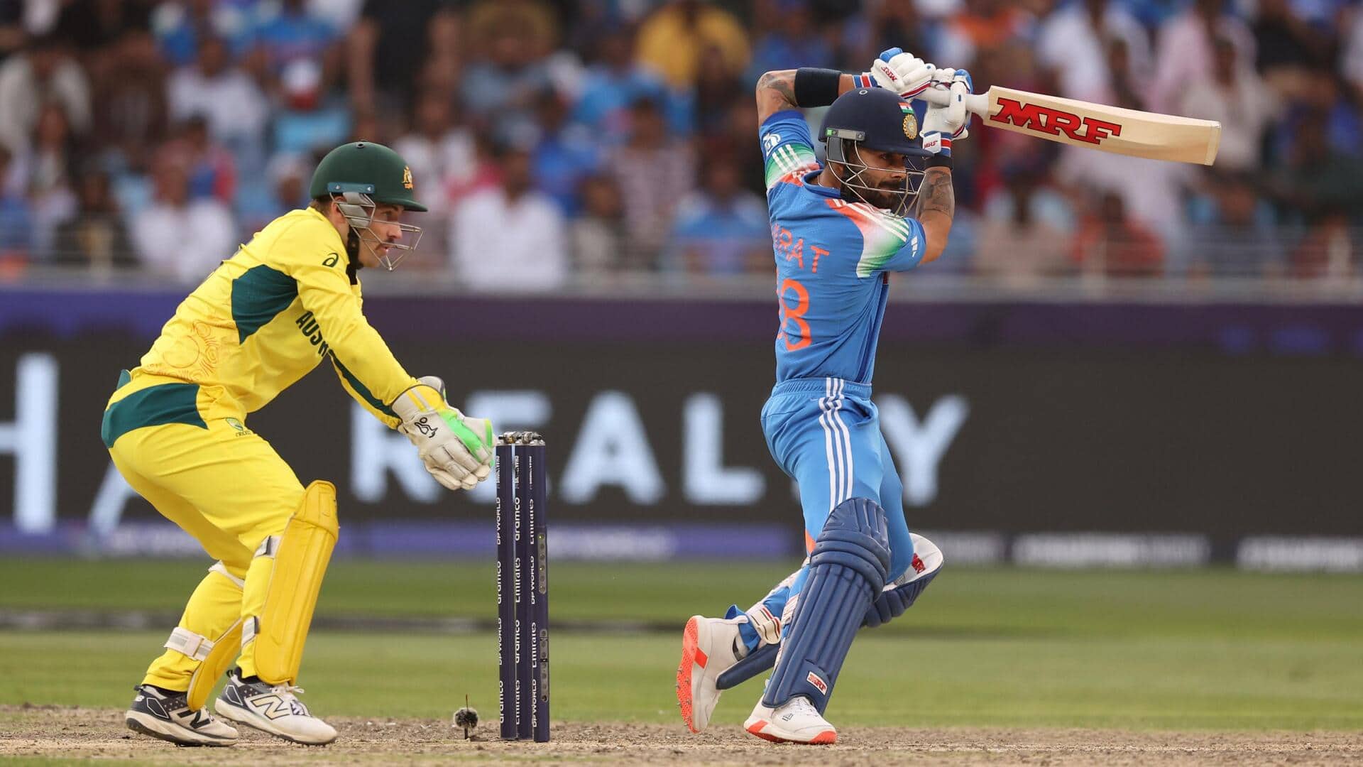 ऑस्ट्रेलिया बनाम भारत: विराट कोहली बने दूसरे सर्वाधिक वनडे रन बनाने वाले बल्लेबाज, जड़ा अर्धशतक ऑस्ट्रेलिया बनाम भारत: विराट कोहली बने दूसरे सर्वाधिक वनडे रन बनाने वाले बल्लेबाज, जड़ा अर्धशतक