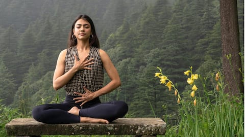 परिवार की देखभाल करते-करते न करें अपनी सेहत को नजरअंदाज, मां इस तरह रखें अपना ख्याल